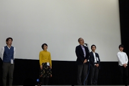 「ndjc2015」合評上映会、中央は富山省吾スパーバイザー