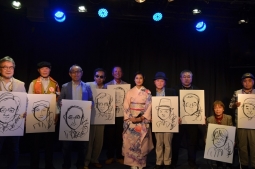 ファン９人の似顔絵に挑戦した出光仁美