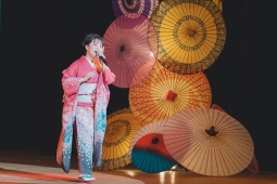 デビュー５周年記念コンサートを開催した朝花美穂