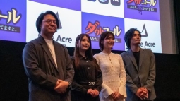 左より金子監督、木村、清水、安田