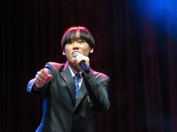 中村唯人