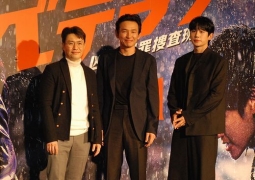 『ベテラン 凶悪犯罪捜査班』来日会見（左よりリュ・スンワン監督、ファン・ジョンミン、チョン・ヘイン）