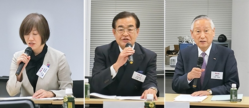 ＪＡＡ記者会見（左から）鈴木メディア委員長、中島専務理事、川村理事長