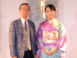 水森英夫（左）藤崎詩乃（右）