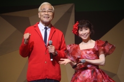 （左）オール巨人、水森かおり