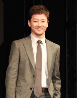 浅野忠信