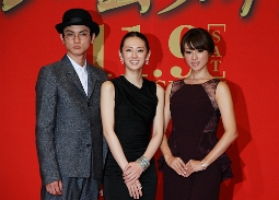 『ルームメイト』完成会見に北川景子、深田恭子、高良健吾が出席