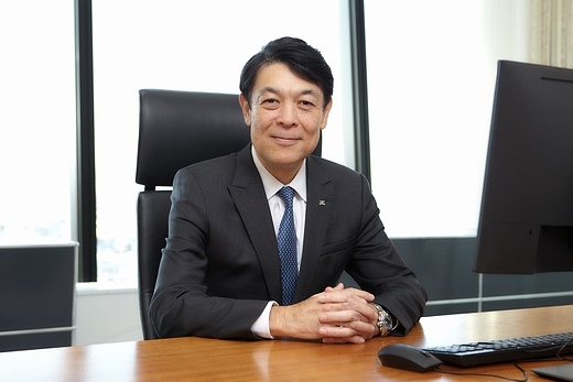 円谷プロダクション・塚越会長CEO.jpg