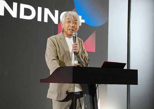 名久井氏.jpg