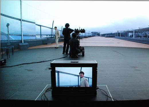 空港の展望デッキ映像でのデモンストレーション.jpg