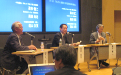 日本での導入について意見を交わす高杉氏と與田氏 「GR」パネル・ディスカッション第1部.jpg