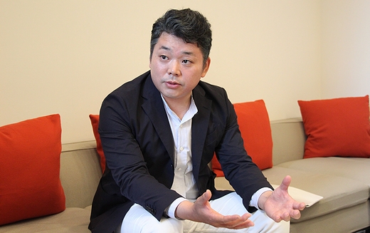 アスミック・エース佐野社長 アスミック・エース佐野社長.jpg