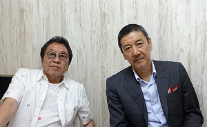 高橋監督、奥田瑛二.jpg